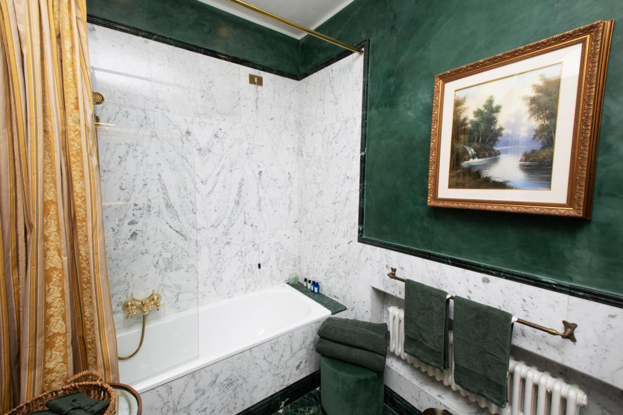 Bed and Breakfast Domus Tua Modena Exterior foto
