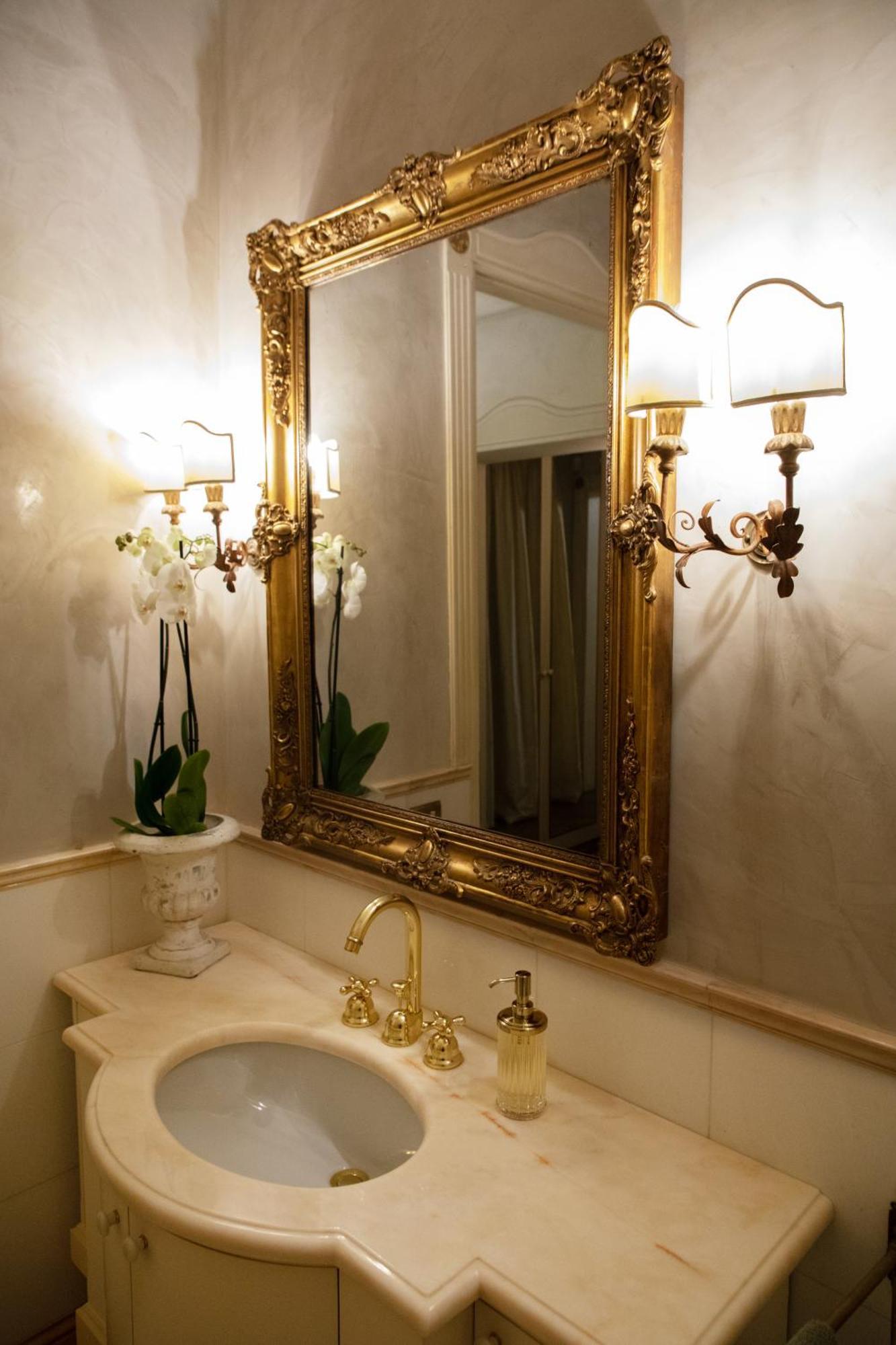 Bed and Breakfast Domus Tua Modena Exterior foto